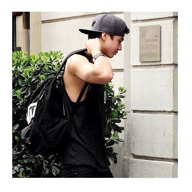 blueflannelucas's profile picture. @drunkidhemmo