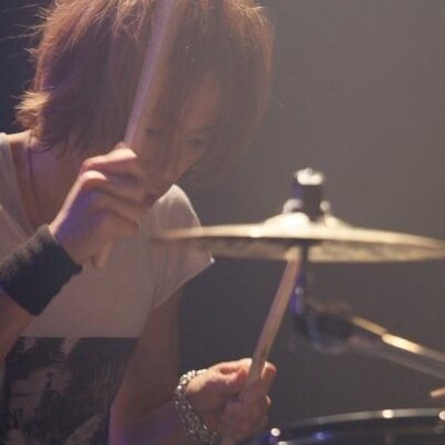 SUPER BEAVERに夢中‼︎ L'Arc~en~Cielがずっと好き‼︎ビールが大好き‼︎趣味は料理。楽器を少々。男児の父。音楽とお酒と子どもは癒しです(*′∀`*)