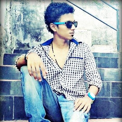 My LiiFe Is Liike a Romantiic  CoMeDy...!!!
Expcet TheRe's nO rOmaNce anD iT's JusT Me LaughiinG at My Own JoKeS.....!!!