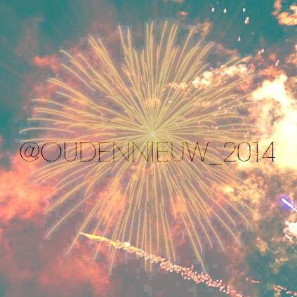 Wij zijn een Twitter-account met een en al vuurwerk tweets! Sinds 02-06-13!