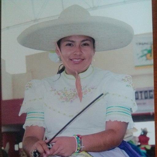 🤠👷🏾‍♀️💃🏾🐴🐶🏇🌵🌻🌻💕💕