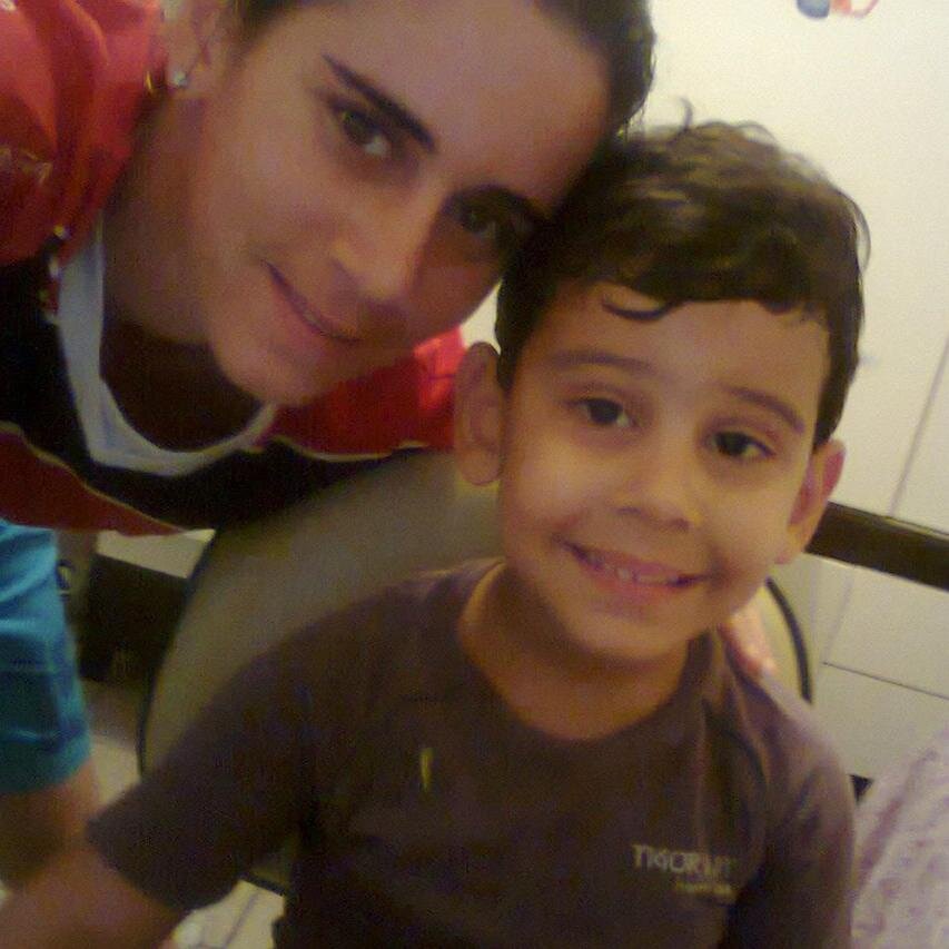 A vida da gente não acontece de repente, pois já existíamos nove meses antes de começar a respirar.                (S.C.C.P) ... [SIGO DE VOLTA]