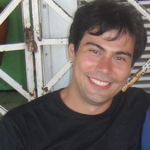 Sou o cientista da minha vida, onde faço minhas experiências e vou descobrindo e conhecendo o meu laboratório infinito de possibilidades.