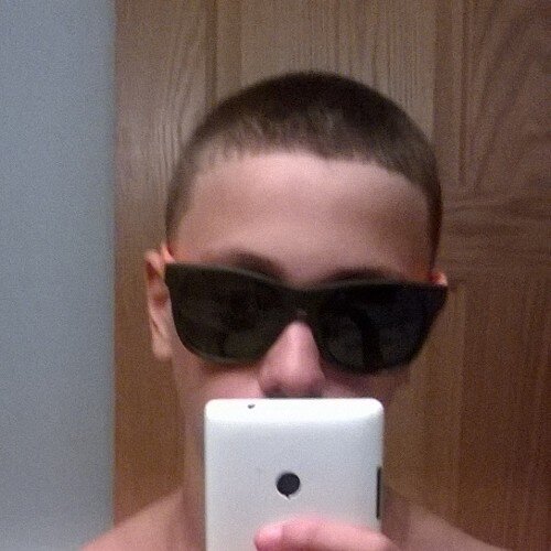 My name is Frost_Viixus, and I am a feeder, trickshotter and a quickscoper