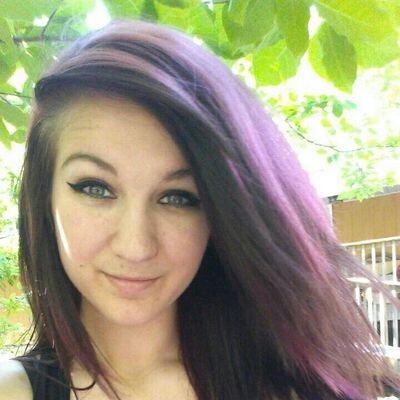 That girl who lost the info to her other account because she hardly ever uses twitter.
she also has the best boyfriend in the world.
just FYI.