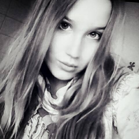 Gabrielle / 15 / Lithuanian girl :3