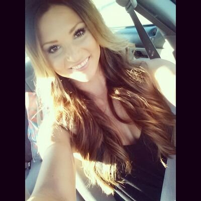 Follower of Christ. Wife to the best. Hairstylist.♥ Texas. NPC Bikini.