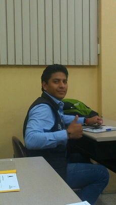 Estudiante de Jurisprudencia Presidente del FAJ un político estudiantil que quiere un mejoramiento académico y estructural en educación superior y la  sociedad.