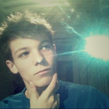 (: follow @sloutshire :)