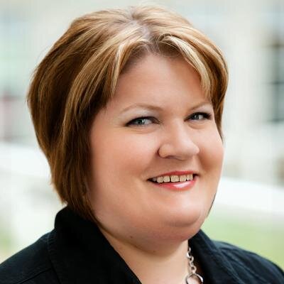 JoJoJasmer's profile picture. Novice chef, best auntie, beginner master gardener, Pomeranian lover, and queen of all things sarcastic.