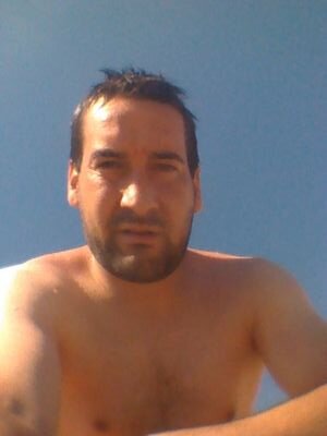 Deporte!!!por encima de todo mi familia...el día que menos se cree es cuando mas provecho sacas,vive y deja vivir,sobre todo empeñado en mi crecimiento personal