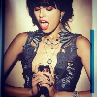 Qisso (@qirbisol) 's Twitter Profile