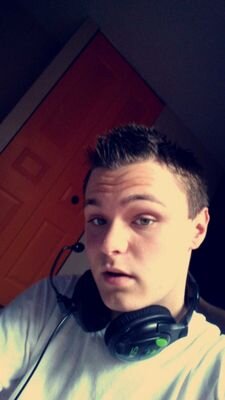 *Clear Out**Free Agent for MLG**Black Ops 2 Is my main game**Swifty Clears*