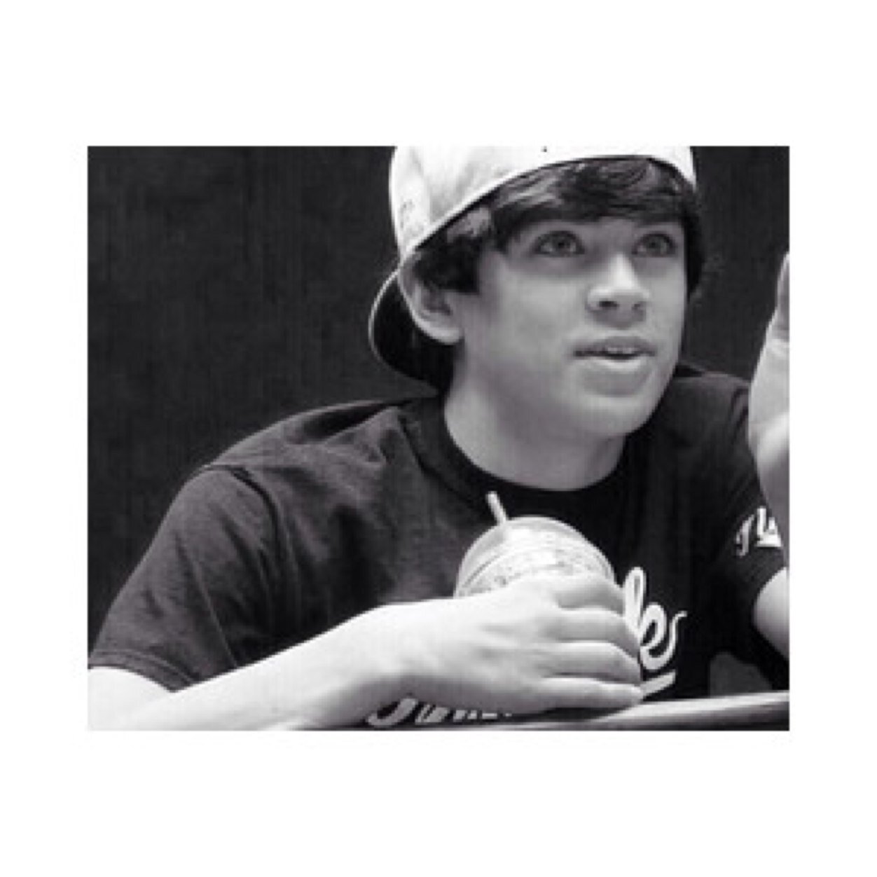Idk but i got shipped with Taylor