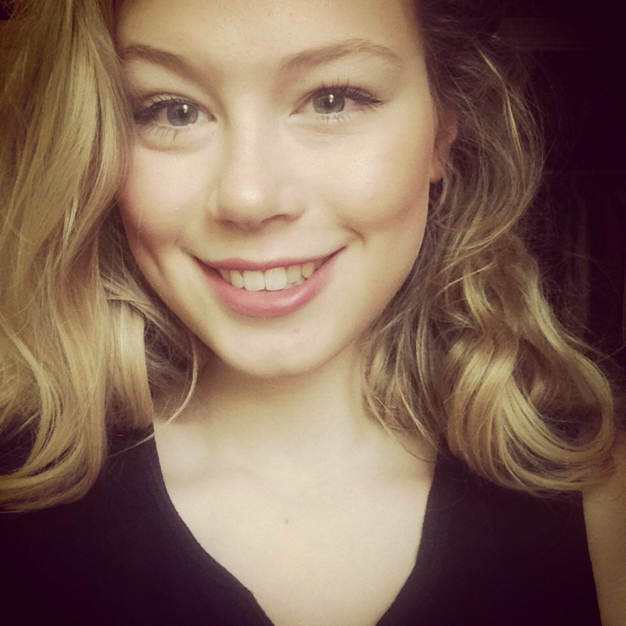 DaisieeRhian's profile picture. 