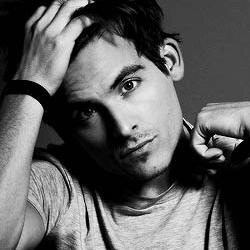 || Parabatai: @BurningAngel17|| ||Boyfriend: @WarlockSparkle || ||Sister: @BadassLightwood|| ||Single|| ||Bi|| ||Malec||