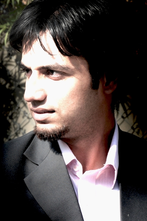 A boy turned into a man (recently).based on dubai. I tweet business / finance related things and drama of my life