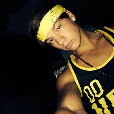 I just gave you a free follow bc ily :) go follow @Caniffire_ ask and she will follow back :)