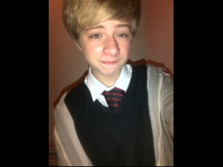 Mking29_06133's profile picture. I am mentally challenged, also clumsy