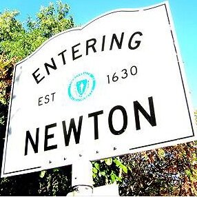 NewtonEvents_'s profile picture. We tweet about fun events happening in Newton, Mass.!