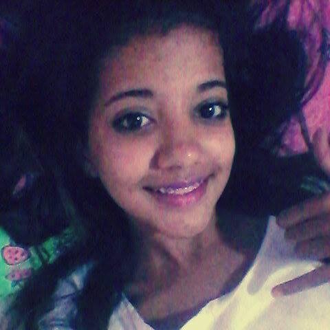 Eu queria terminar com uma rima mais pesada,
mais se eu não posso dizer que EU TE AMO, eu prefiro não dizer nada! ♪