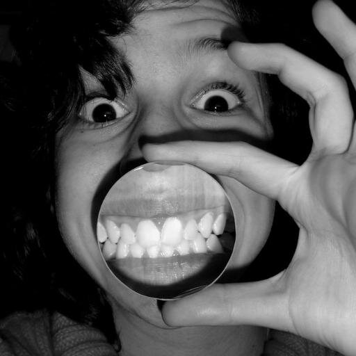Smile because men like positive girls *-*