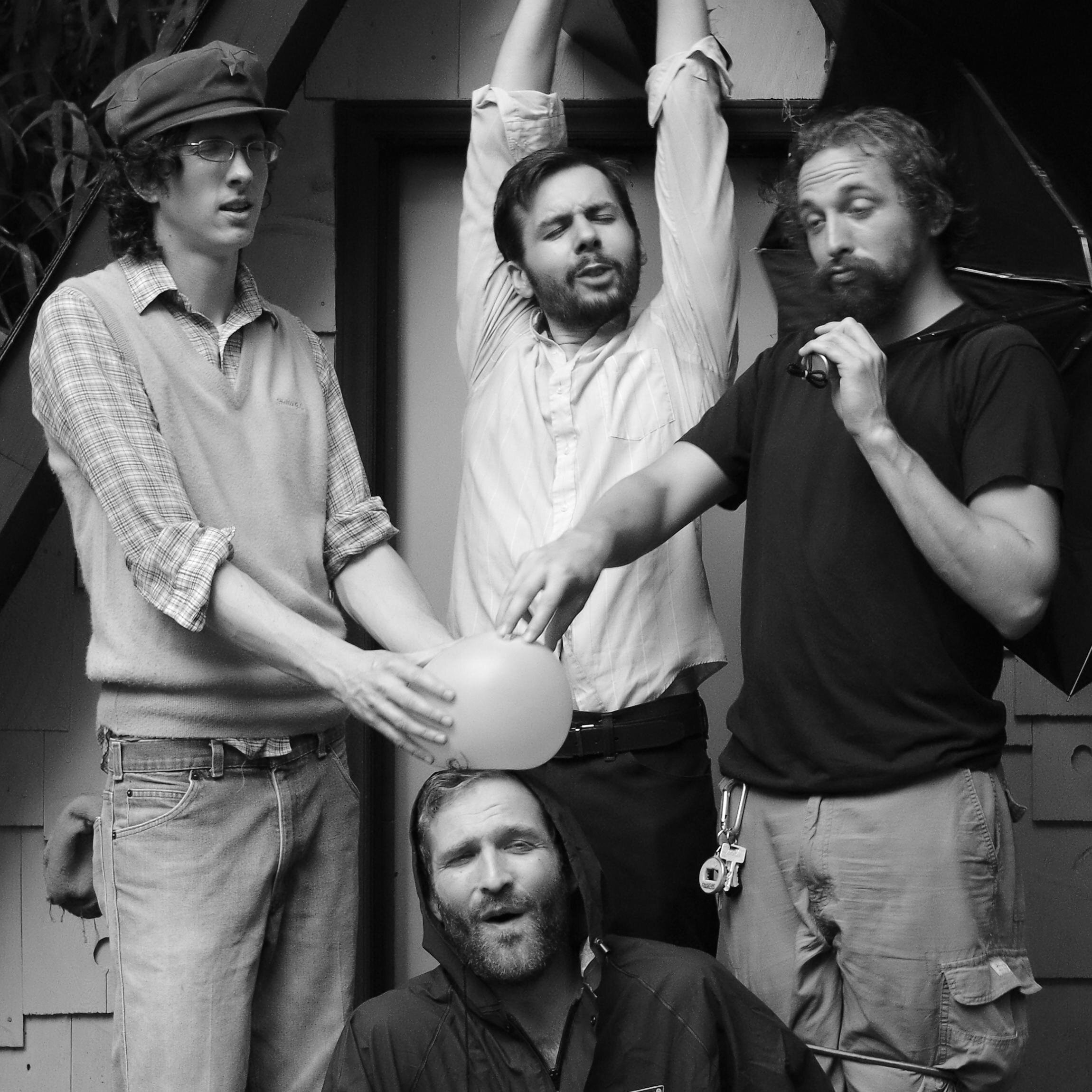 4 Musicyl Boyz who lefte the frozyn neurth to patt the bongoz in this wondyrfyl southyrn lande.. New tune “Sun Size Guitar” out now!!