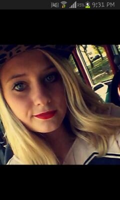 proud directioner and bravior • love my family and friends