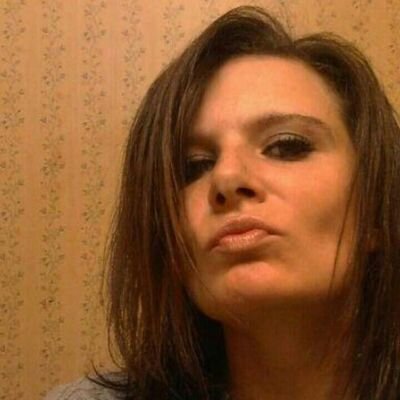 I'm Samantha I'm 32 live is Cincinnati Ohio and it sucks lol