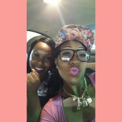 iipissrainbows_'s profile picture. I'm just me follow me for a followback and to know who Ms. Pooh really is ! #TeamTaken, #TeamLesbian, #TeamFemme, #TeamFuckyofeelings, TeamGemini, TeamATL ❤