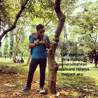Biarkanlah kehidupan nii mengalir apa ada'nya laksana air..
Tetaplah berdo'a & berusaha..
Biarkan saja Allah yang menentukan Hasil'nya..!! 8-) :|