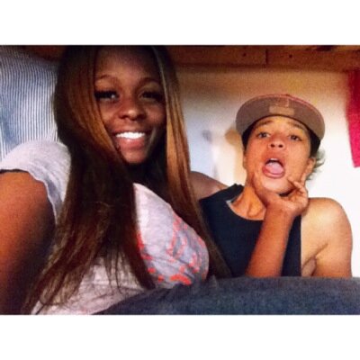 1972x_'s profile picture. 〽️oney dont 〽️otivate 〽️e, the hustle do.