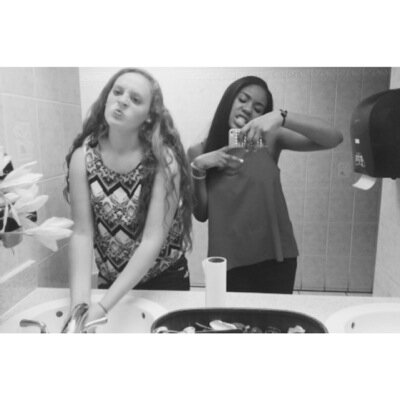 anayagreig17's profile picture. jacob whitesides