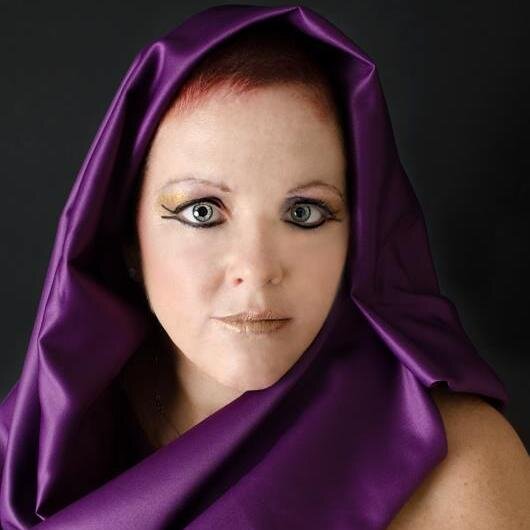 Spiritual Life Coach, Intuitive, Spiritual Catalyst
http://t.co/GdF8Jfl0QH