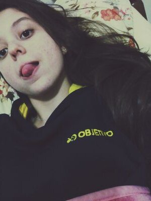 MaduSoares99's profile picture. Cause I don't wanna lose you now
I'm lookin' right at the other half of me