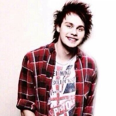 hi!
 @punkcliffrxd 
gave you a free follow,
so please follow her back!
thanks and ily!