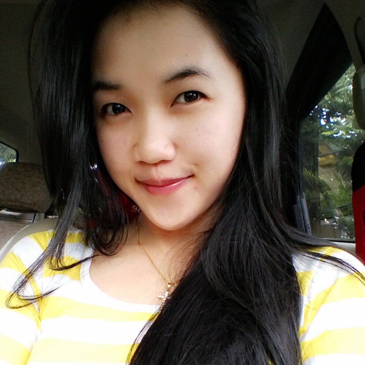 I'm a simple girl, i'm a simple women,... But with God i'm not simple but Amazing :D
