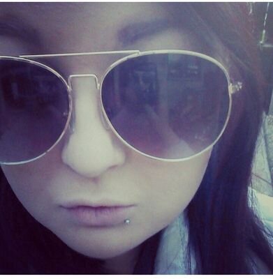 siodhfrahanson's profile picture. follow me and ill follow back,simple:)