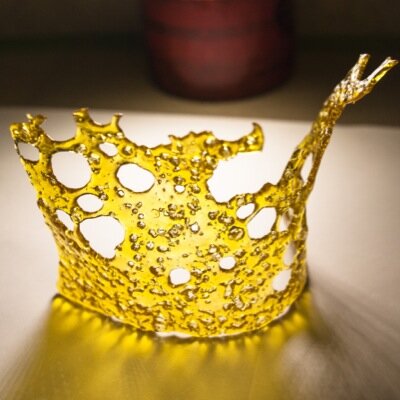 Group of MMAR Growers, Researchers & Extract Artists - 1st x3 - Providing the finest solvent, solvent free & solventless meds available!