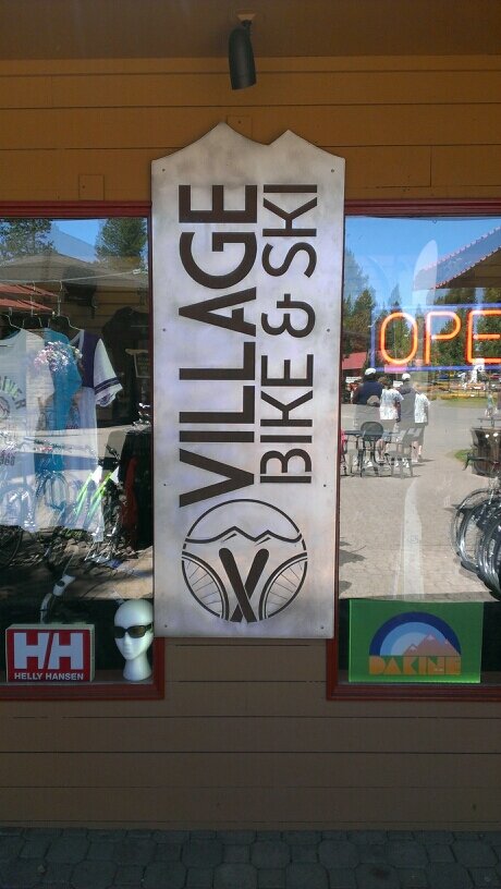 We are a full service bike and ski rental shop in Sunriver, OR. We carry Trek and Cannonade  bikes and many ski and snowboard brands.