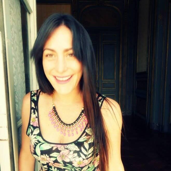 Periodista y consultora gastronómica, amante de la mesa y los vinos. Una de las madres de @MzaGreenMarket