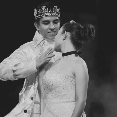 Cesar_paez06's profile picture. // Its better to burn out than to fade away //