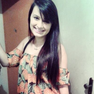 a vida sempre segue , e deve ser para frente ! -	Instagram : araujo_thaai
