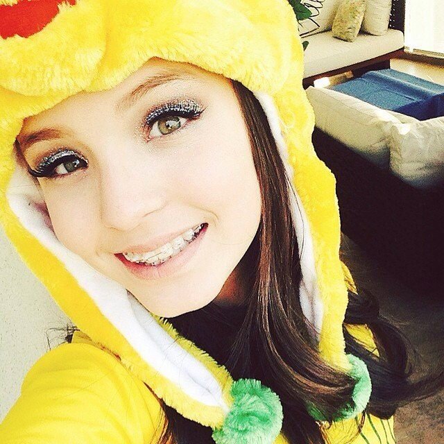 Sou um Fc da lari!!
facebook: https://t.co/xhovKzwCIE
Página Laritheus: https://t.co/QzgEQqf6L4