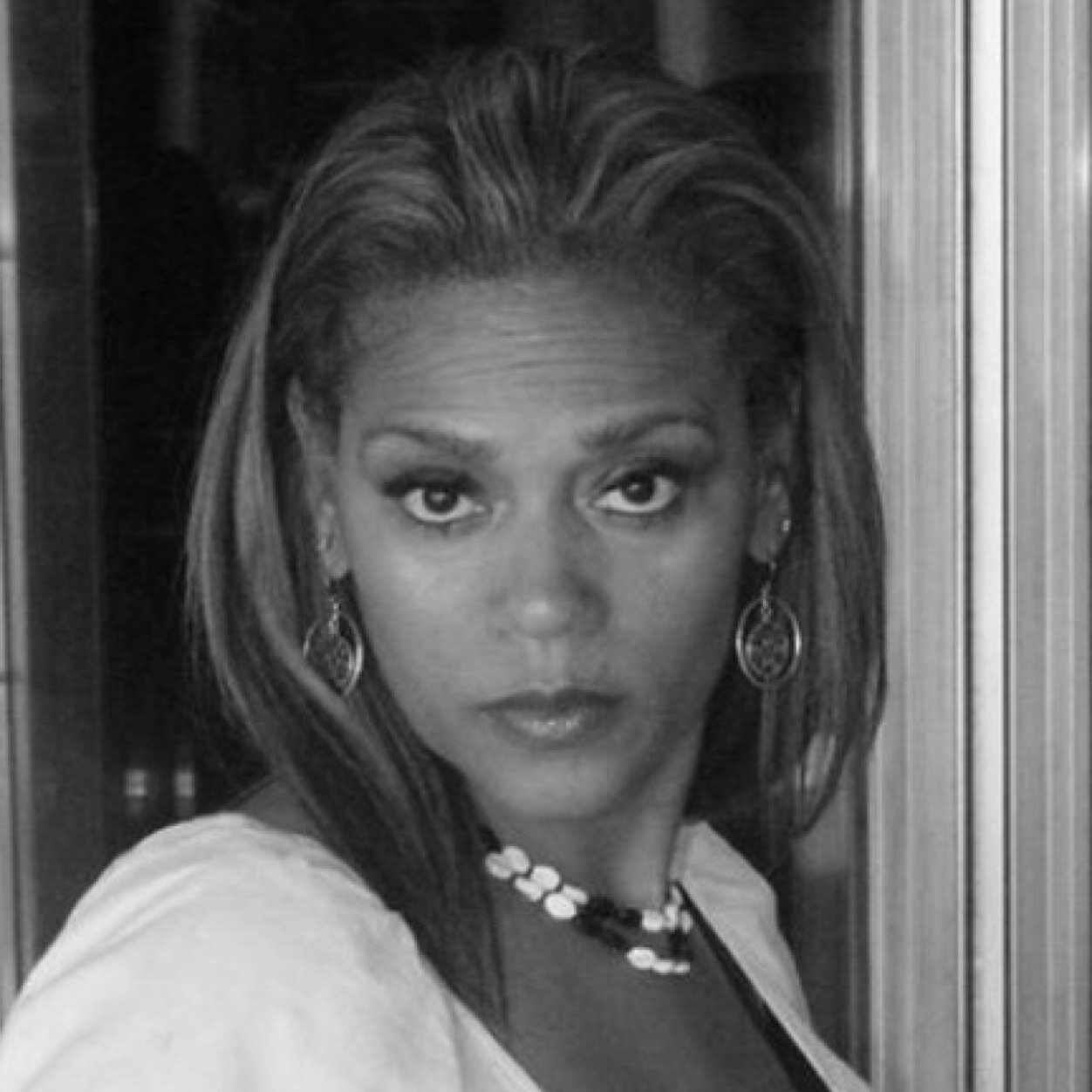 Motivational Speaker| Life Coach| Woman of faith| My goal is to build self esteem in women who don't know who they are because self esteem is a powerful thing!