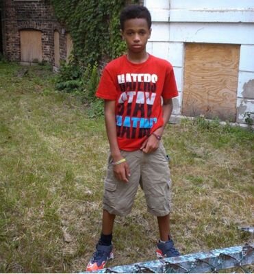 TURN
UP
TURN
UP
CHICAGO NIGGAS.....
Dion dat nigga