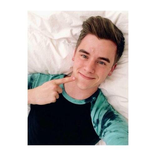 dm me confessions about the o2l fandom