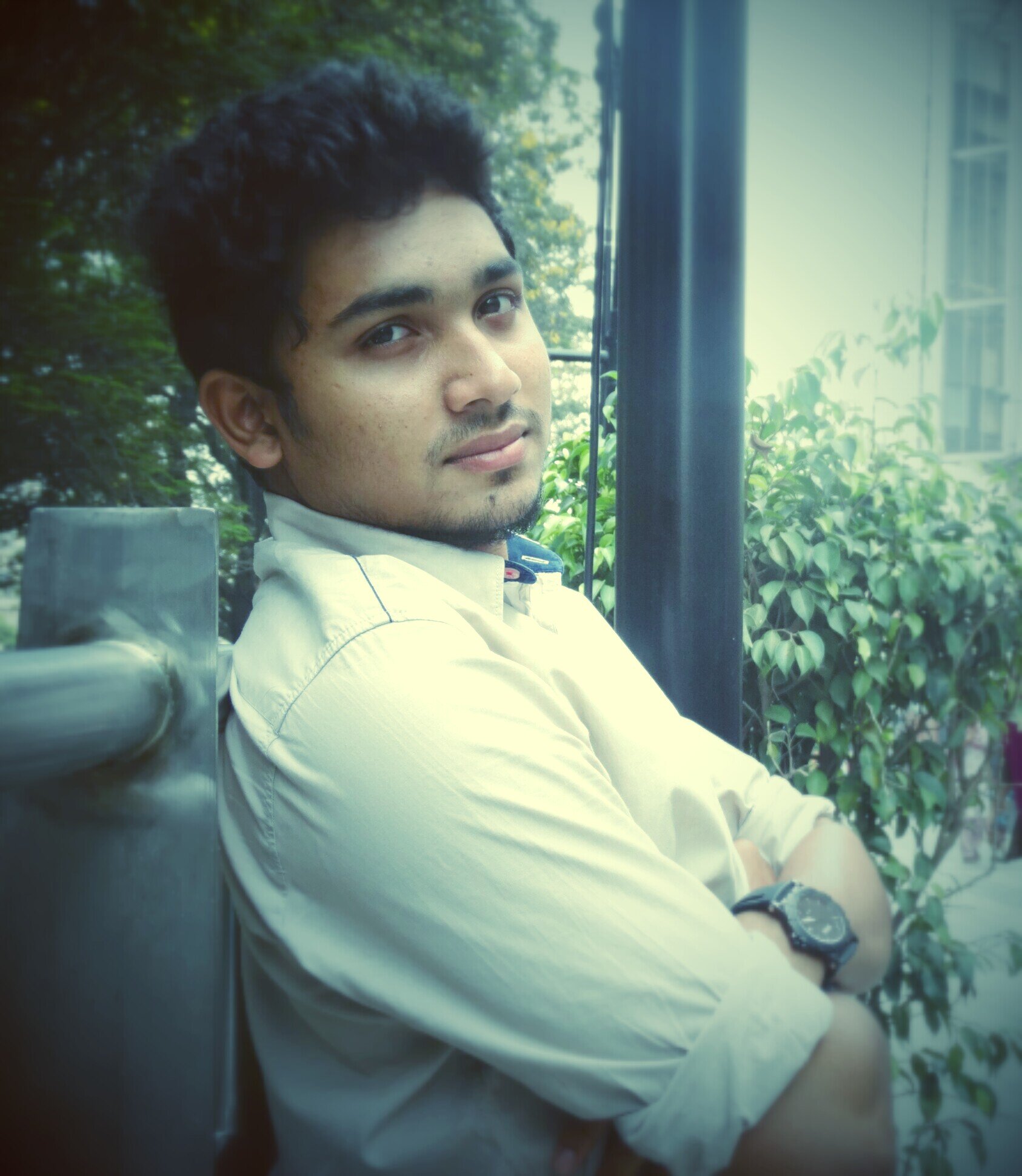 ;) A guy so called a Muslim,an Indian,a Malayali, a BBA student(Looser)