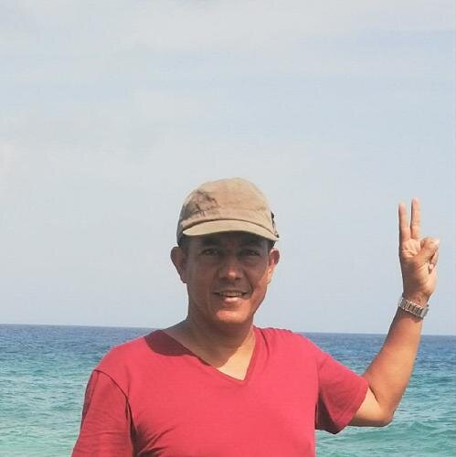 Humanista y líder indígena de la etnia Embera Chamí del departamento de Caldas, actualmente ex representante a la Cámara.