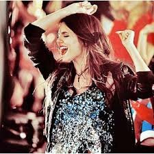hey im Tori Vega Im go to Hollywood arts ... Im 16 My sister is Trina Vega My bestie is @DimpleValentine #Single